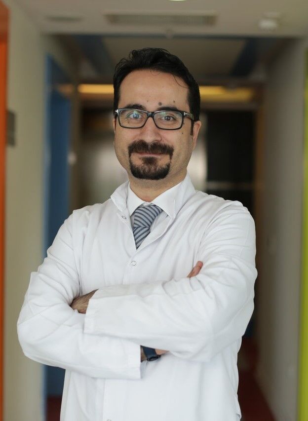 Doktor psikolog Burak Mirsaeedi